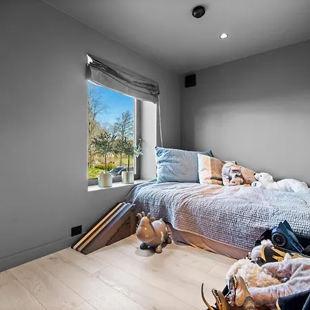 Nytt Og Sjonaert Hus Med Boblebad Til Leie! *