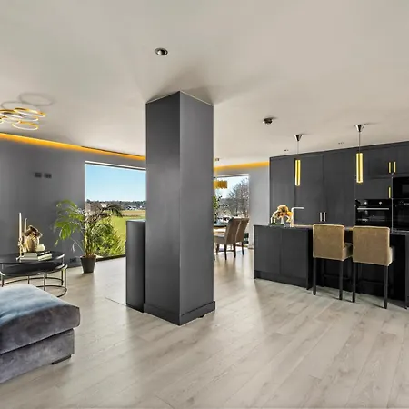 Casa de Férias Nytt Og Sjonaert Hus Med Boblebad Til Leie! *