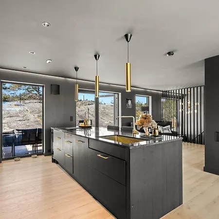 Nytt Og Sjonaert Hus Med Boblebad Til Leie! Feriehus *