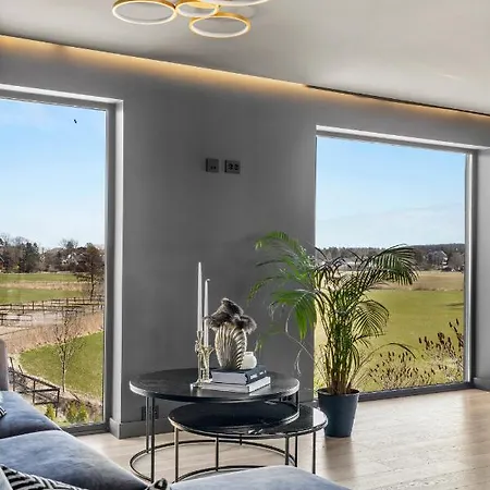 Nytt Og Sjonaert Hus Med Boblebad Til Leie! Grimstad (Aust-Agder)
